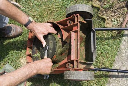 Lawn-Mower